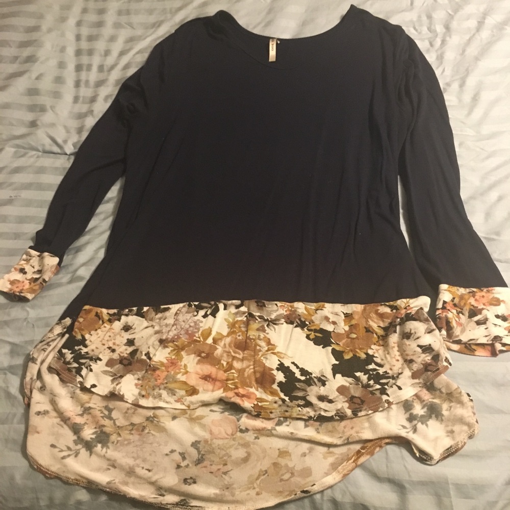 Tunic with floral details